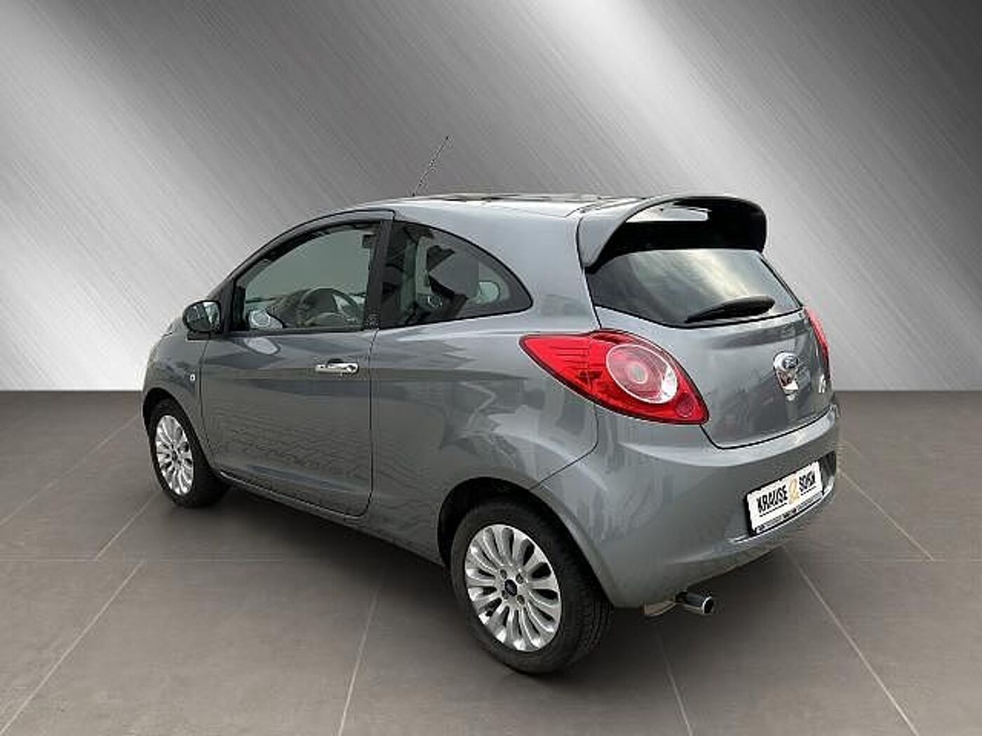 Ford  /Ka+ Ka 1.2 Titanium